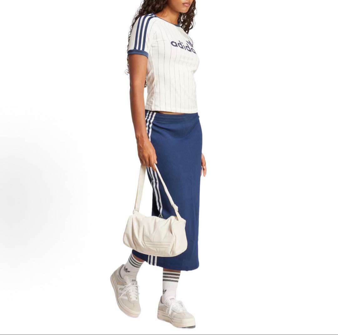 新品L adidas スリムフィット 半袖Tシャツ ピンストライプJC7705
