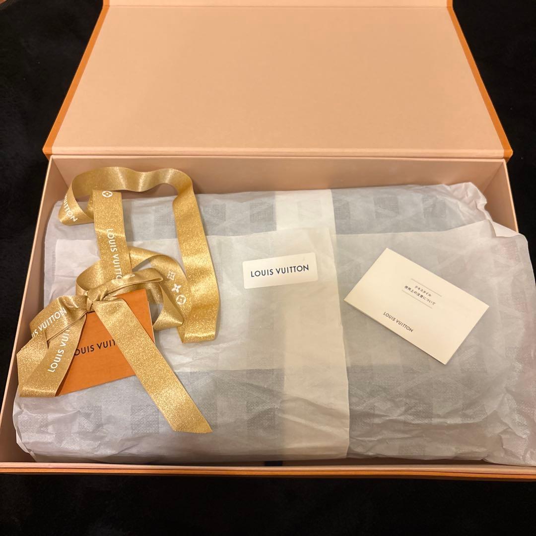 ★Gradation 工房★ LOUIS VUITTON ブラックマフラー