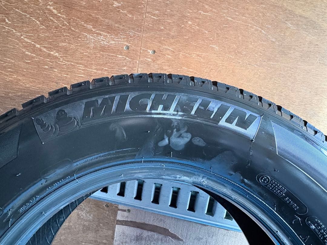 22年製メイン ミシュラン ラティチュードツアー 265/65R17 4本