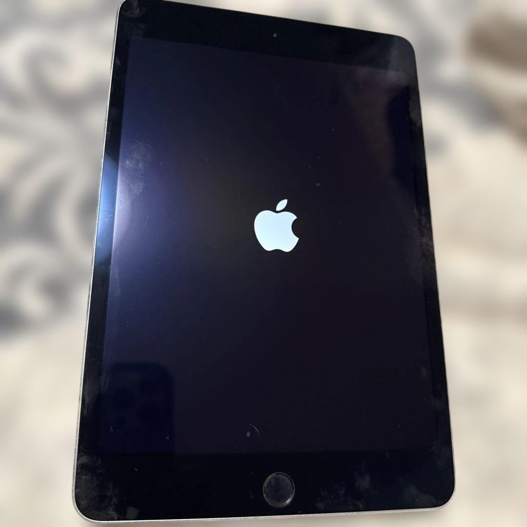 格安 Apple iPad mini 4 MK6Y2J/A 16GB