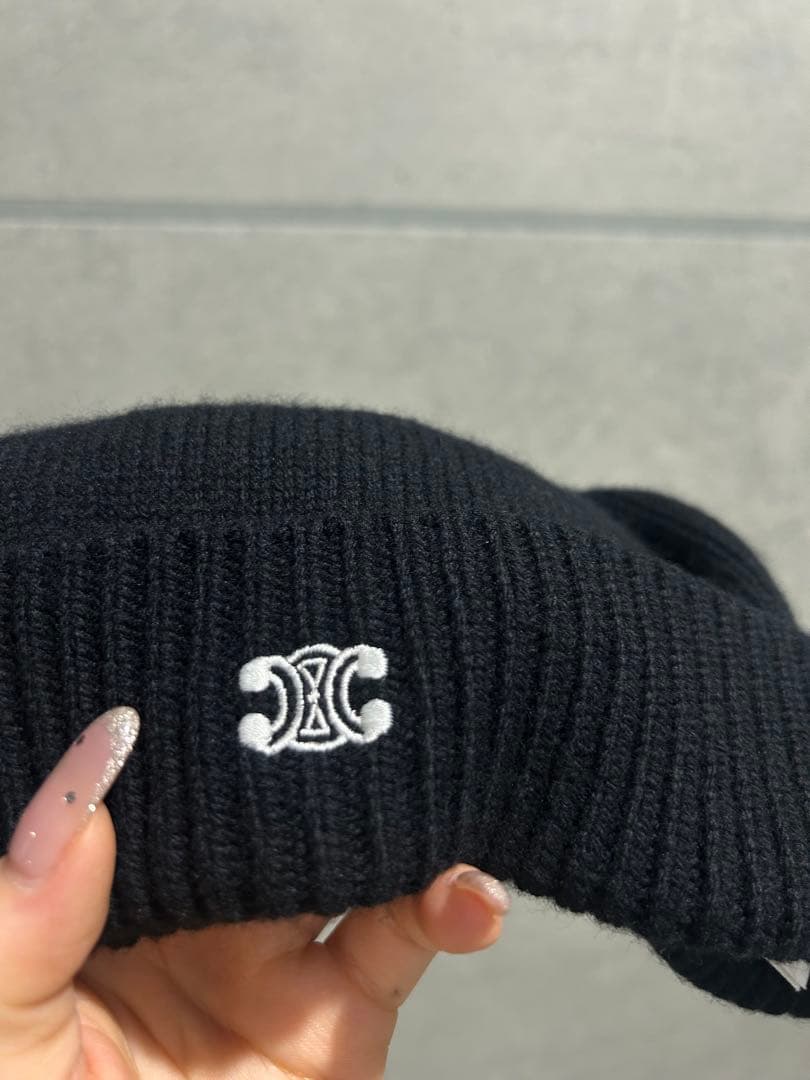 確実正規品　CELINE ニット帽