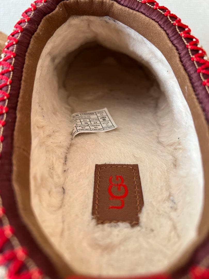 Ugg アグ Tazzz タズ スリッポン チェスナット 24cm
