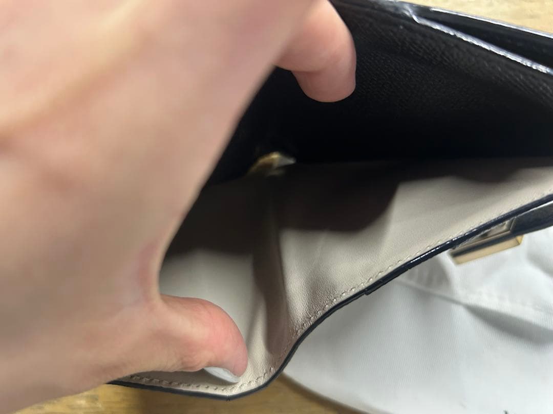 ヴァレクストラ　Valextra スナップ付き二つ折財布