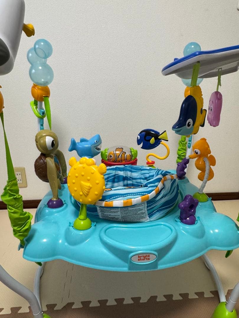 ディズニー　ファインディングニモ ジャンパルー ベビーザらス限定