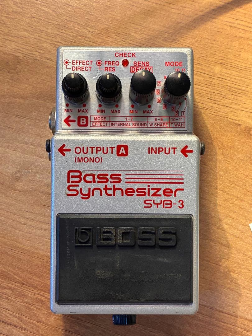 ベース BOSS Bass Synthesizer SYB-3