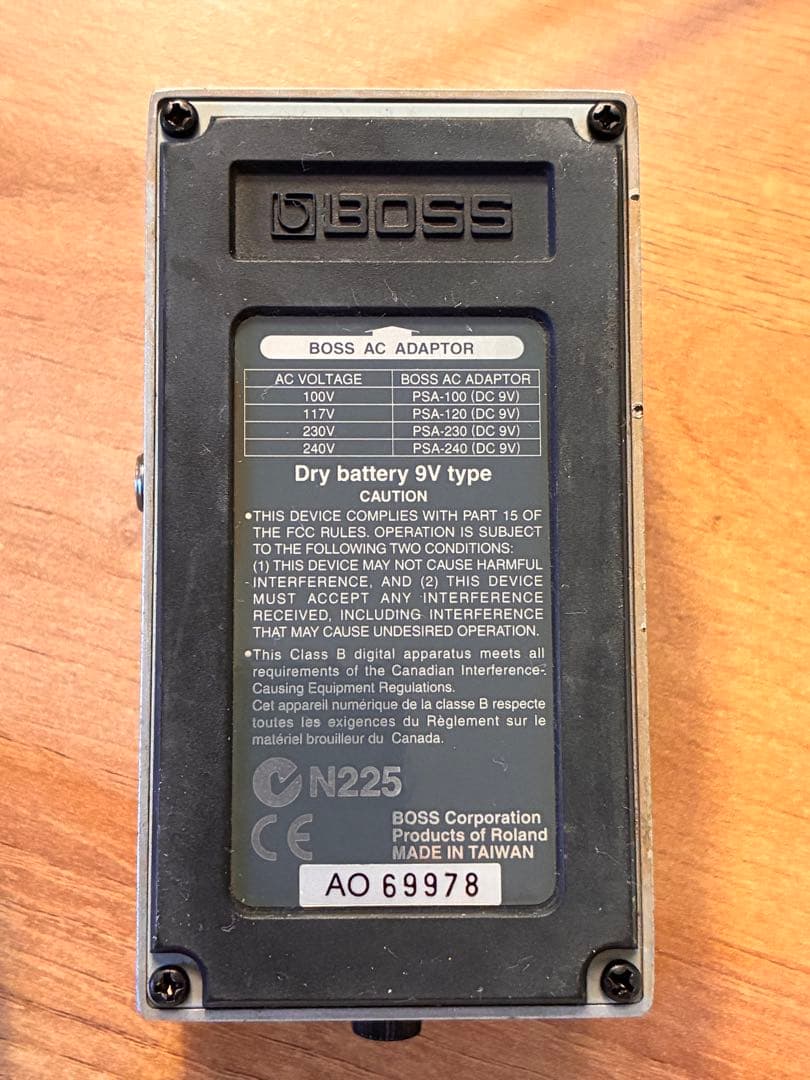 ベース BOSS Bass Synthesizer SYB-3