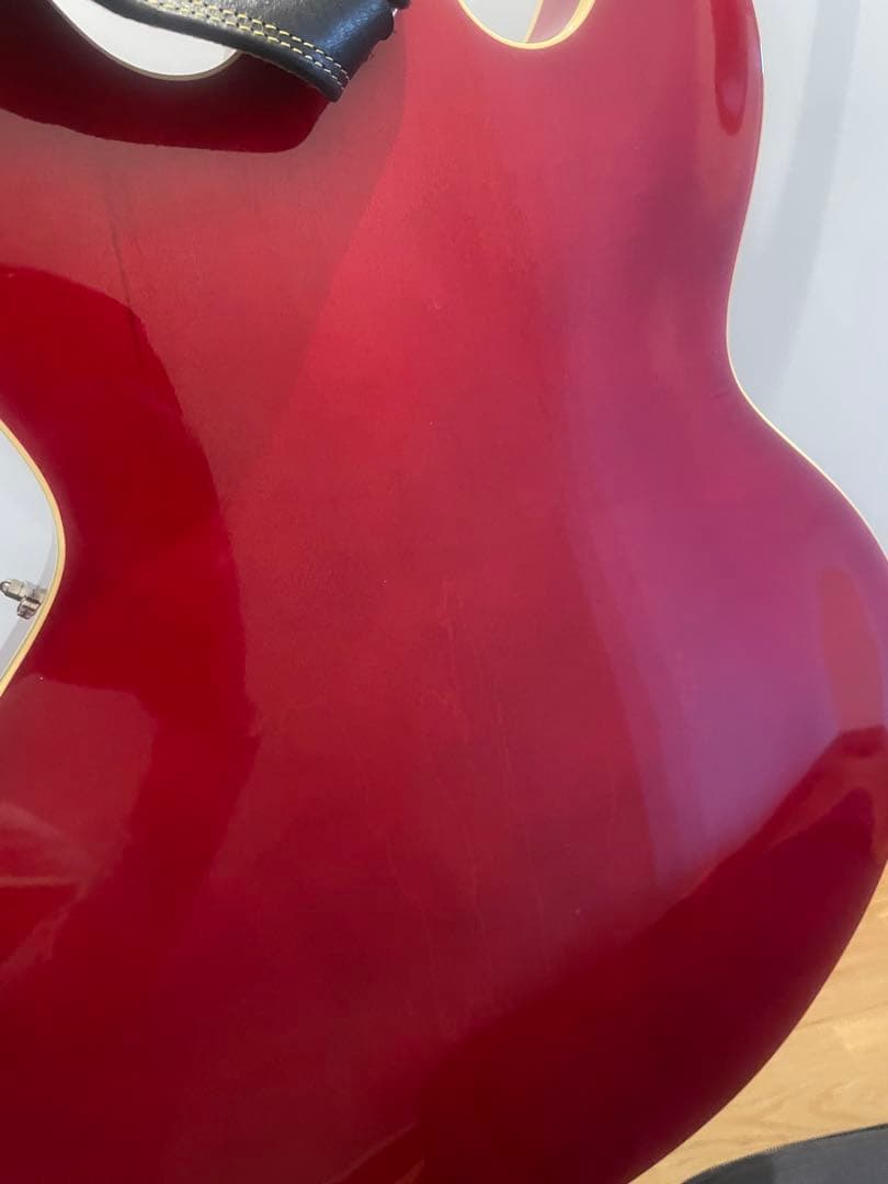 ギター Archtop Tribute AT135STP