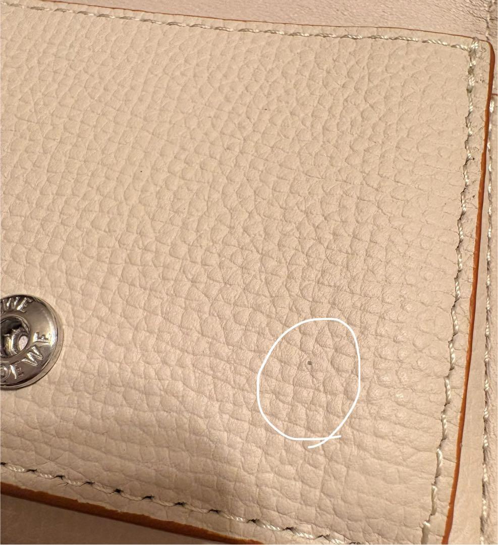 ある様　LOEWE ロエベ アナグラム トライフォールドウォレット 三つ折り財