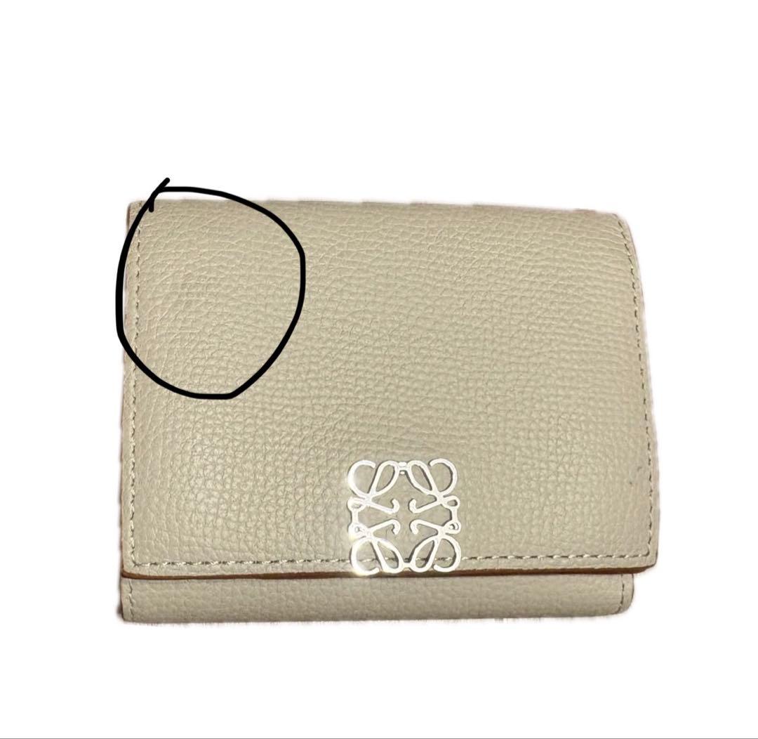 ある様　LOEWE ロエベ アナグラム トライフォールドウォレット 三つ折り財