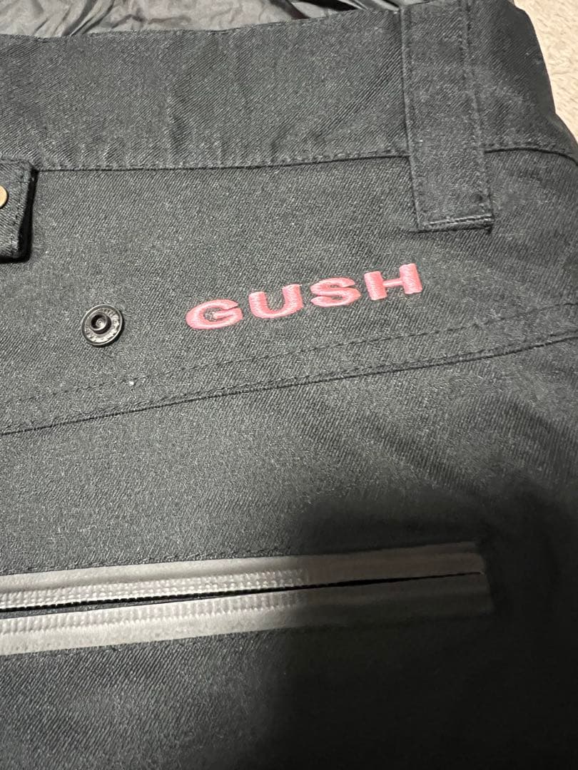 ⭐️新品未使用　GUSH スノボードウェア　パンツ　ブラック　サイズL