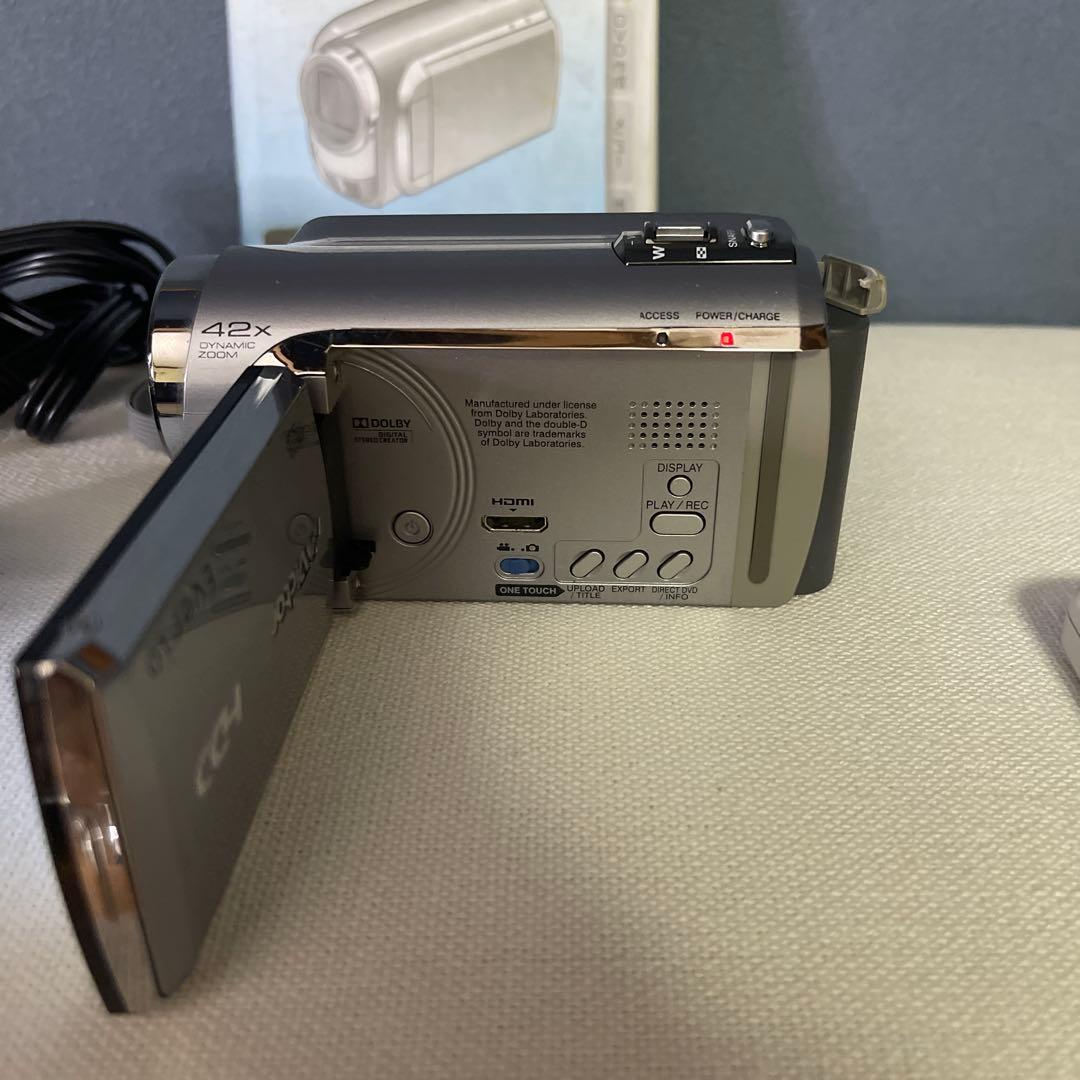 【美品】Victor ビデオカメラ GZ-MG840-S Everio ビクター