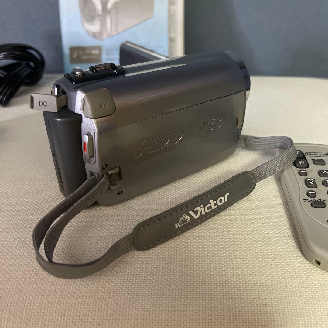 【美品】Victor ビデオカメラ GZ-MG840-S Everio ビクター