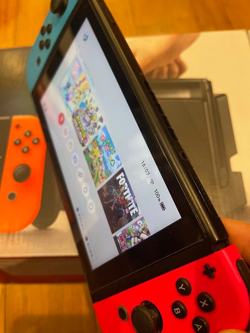 Nintendo Switch 本体 ネオンレッド/ブルー 2017年製造品