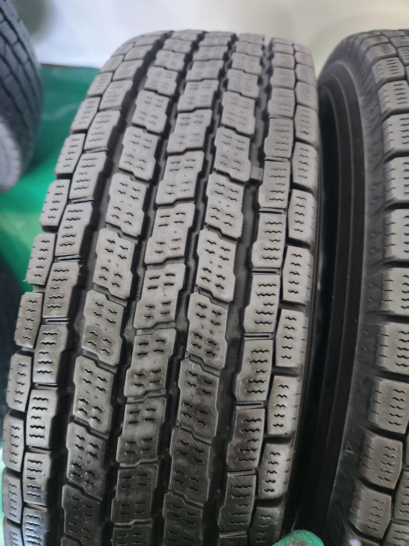 送料込☆2023 ヨコハマ タイヤホイールセット145/80R12☆4本