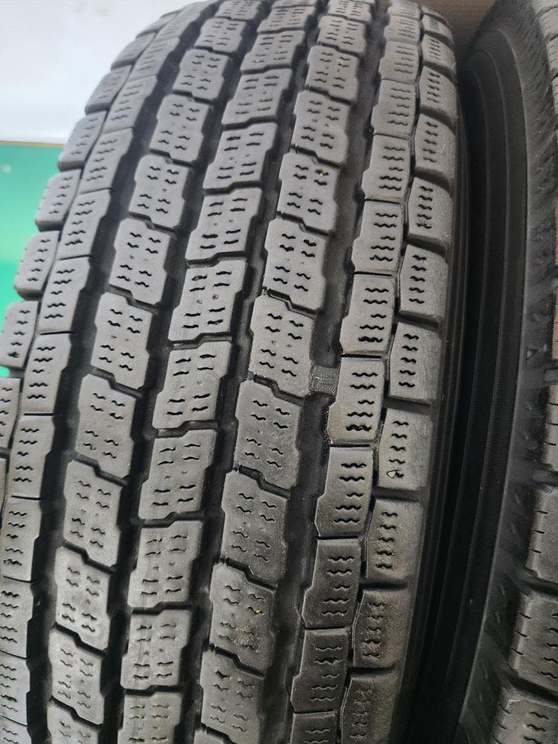 送料込☆2023 ヨコハマ タイヤホイールセット145/80R12☆4本