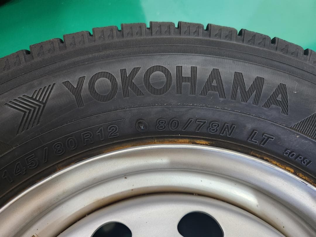 送料込☆2023 ヨコハマ タイヤホイールセット145/80R12☆4本