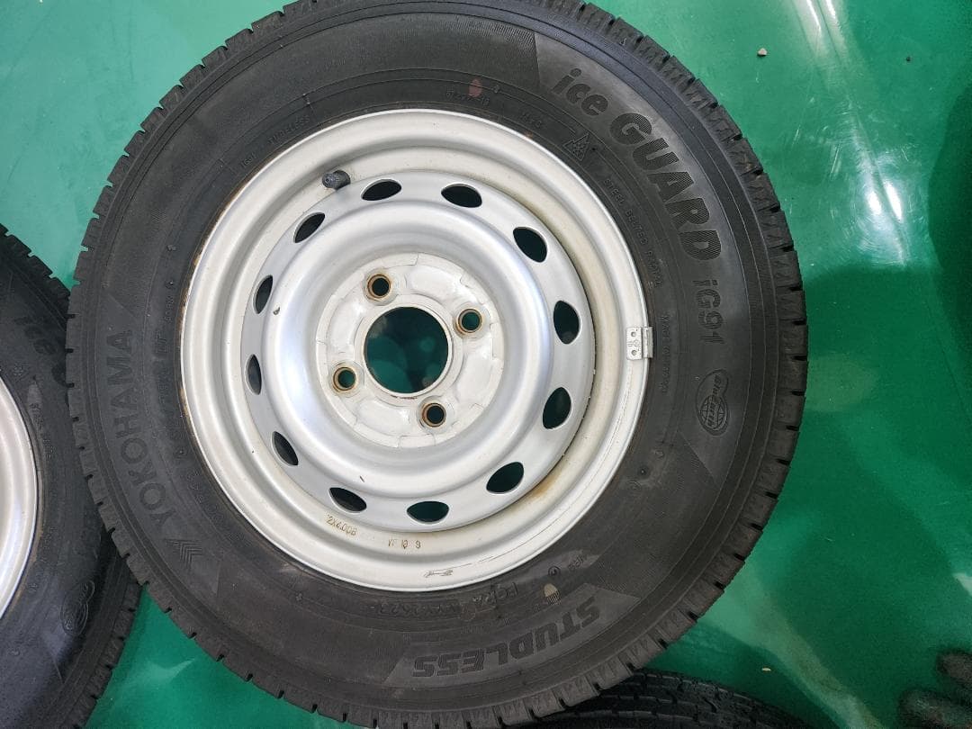 送料込☆2023 ヨコハマ タイヤホイールセット145/80R12☆4本