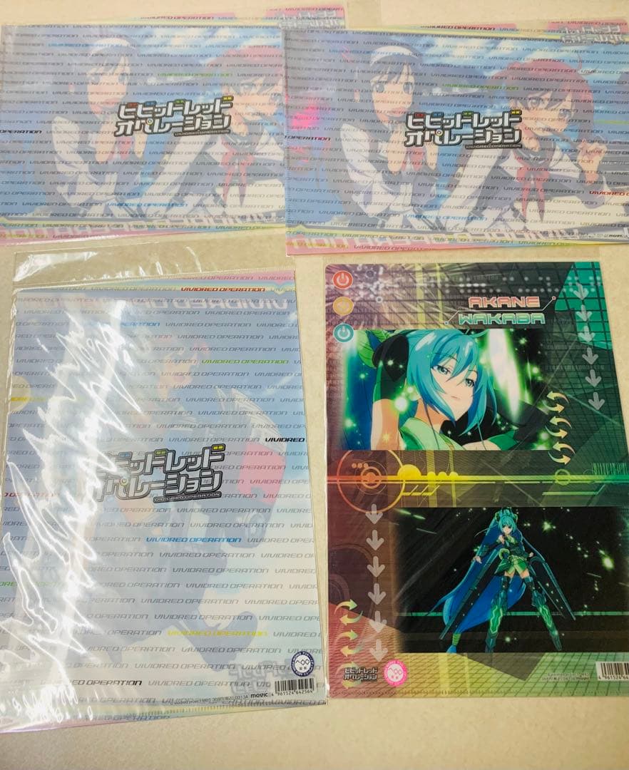 ビビッドレッドオペレーション クリアファイル 一色あかね　 二葉あおい