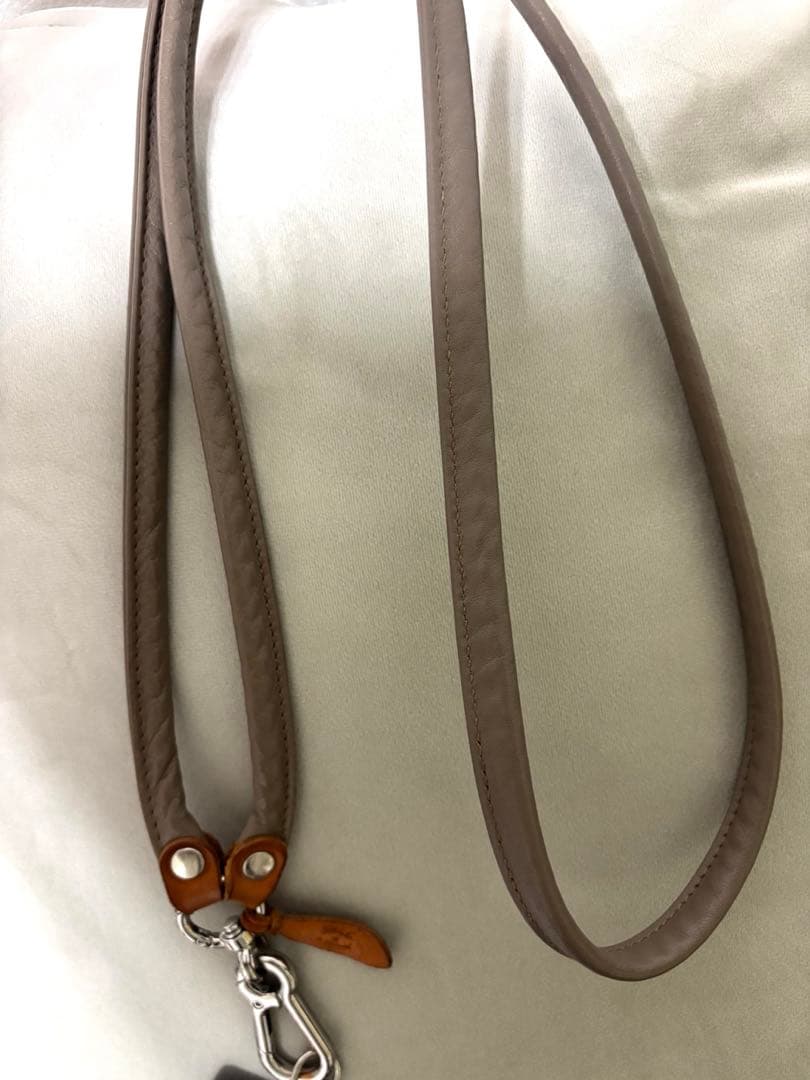IL BISONTE イルビゾンテ　スマートフォンストラップ