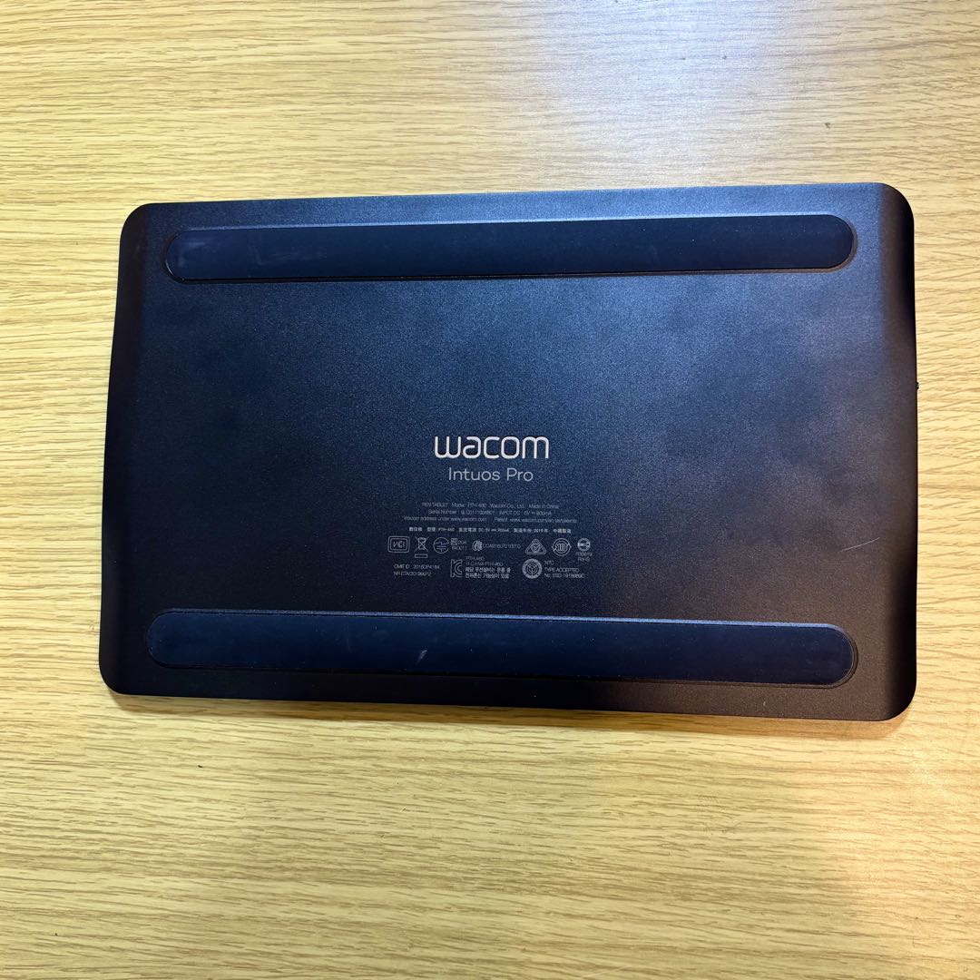 Wacom Intuos Pro PTH-460 板タブ