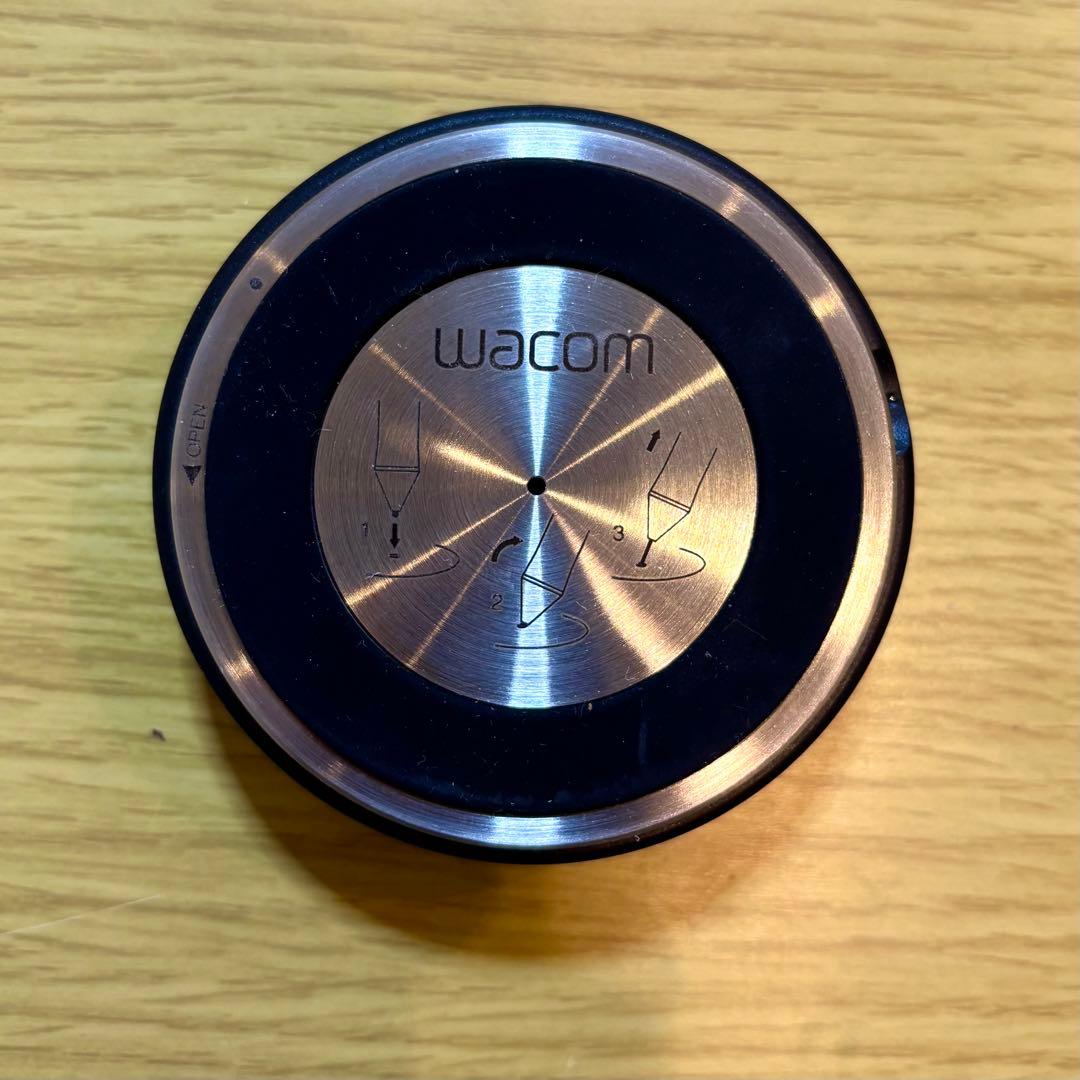 Wacom Intuos Pro PTH-460 板タブ
