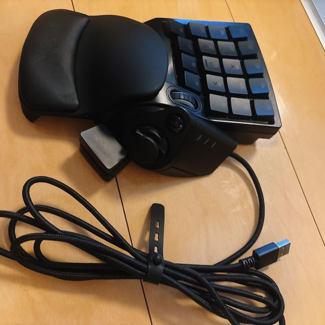 Razer TARTARUS V2 左手デバイス