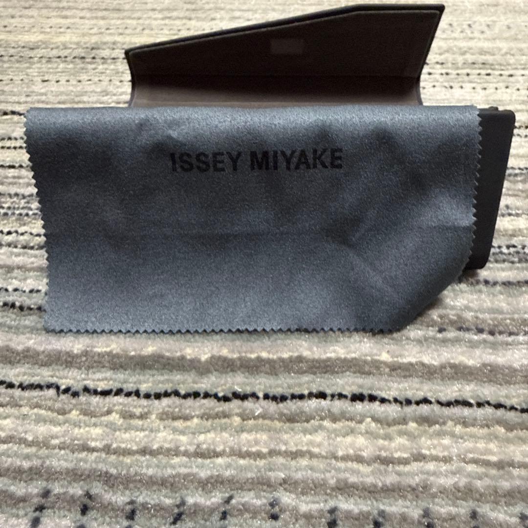 ISSEY MIYAKE サングラス