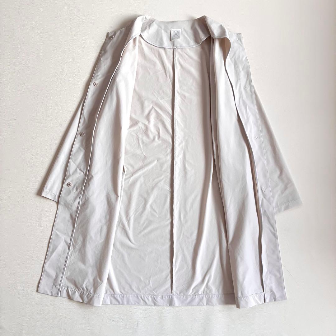 ◆美品◆3万◆日本製◆ププラ◆ノーカラーロングコート◆ストレッチ◆ライトグレー◆