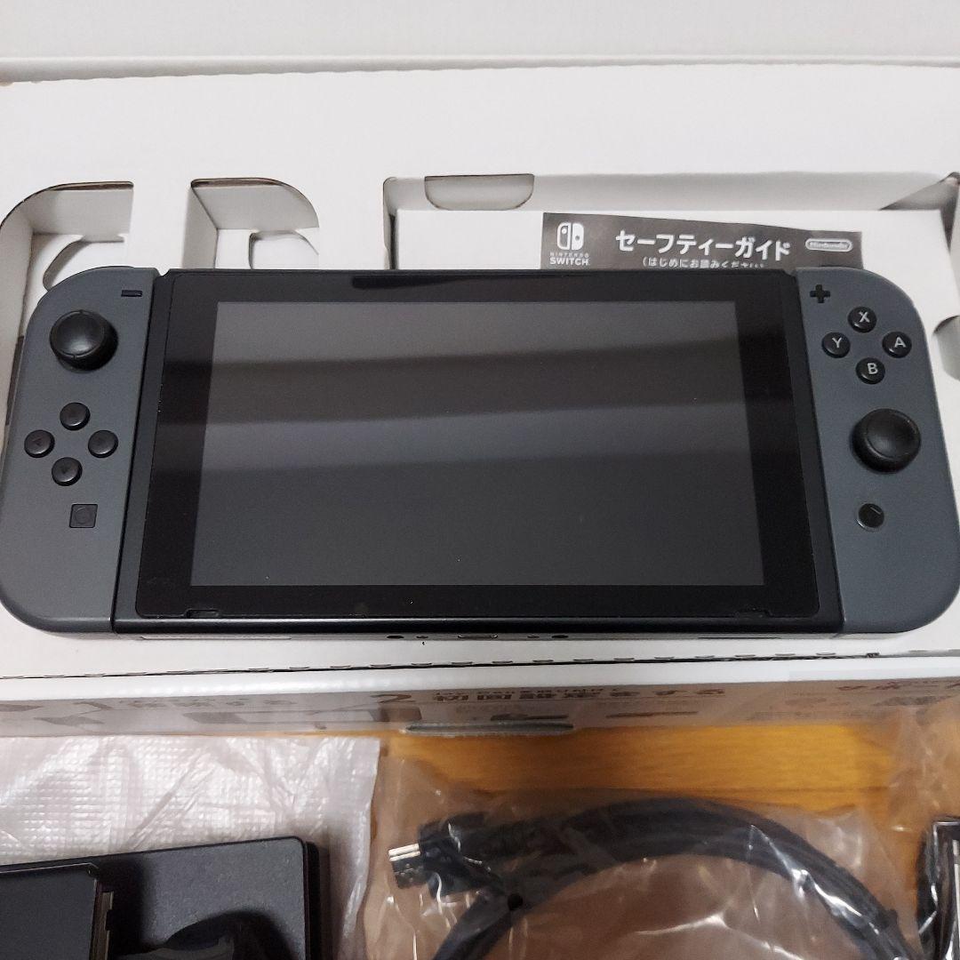 t*様 Nintendo Switch グレー 本体　ハードケース付