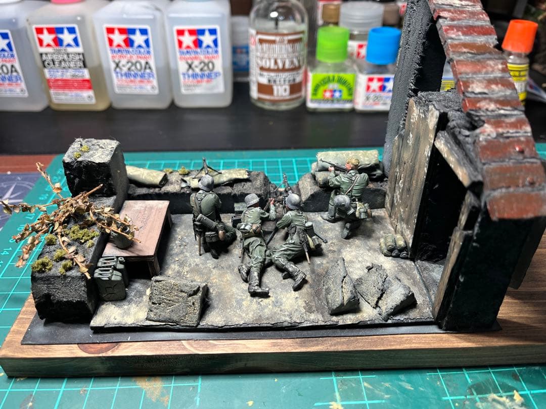 戦闘シーン ジオラマ　1/35ドイツ機関銃チーム。