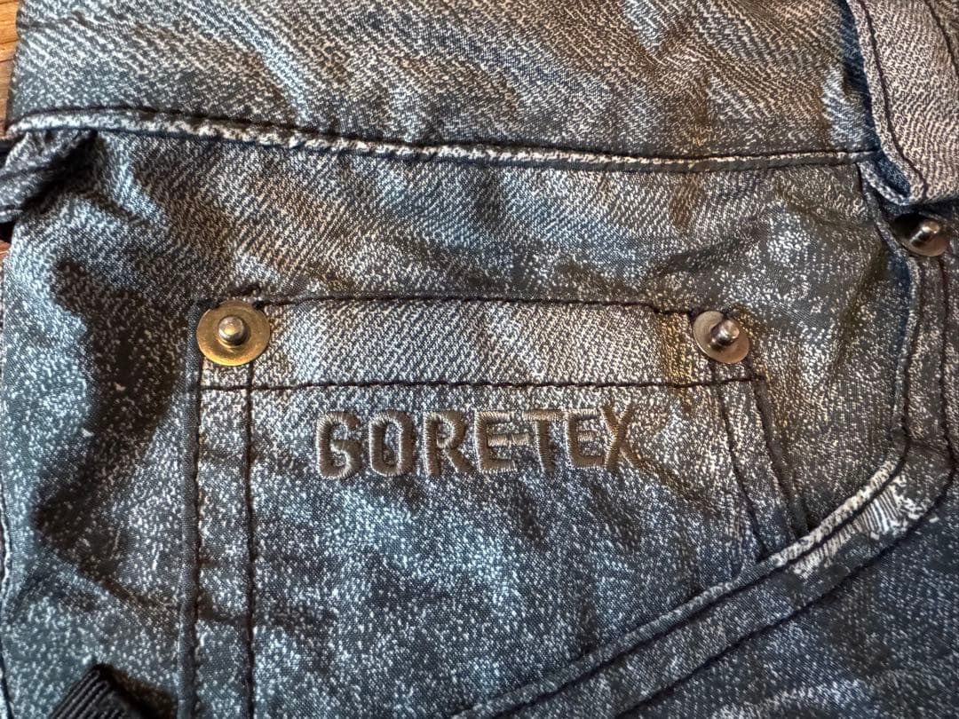 BURTON スノーボードパンツ GORE-TEX デニムプリント
