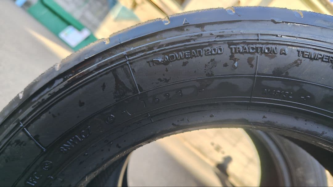 バリ溝【国産・23年製】ヨコハマA052 195/50R15 国産2本セット