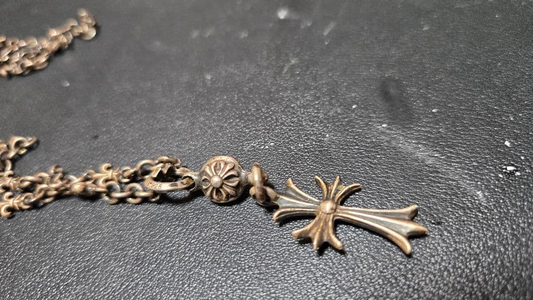 CHROME HEARTS 1ボールタイニーCHクロスチャーム
