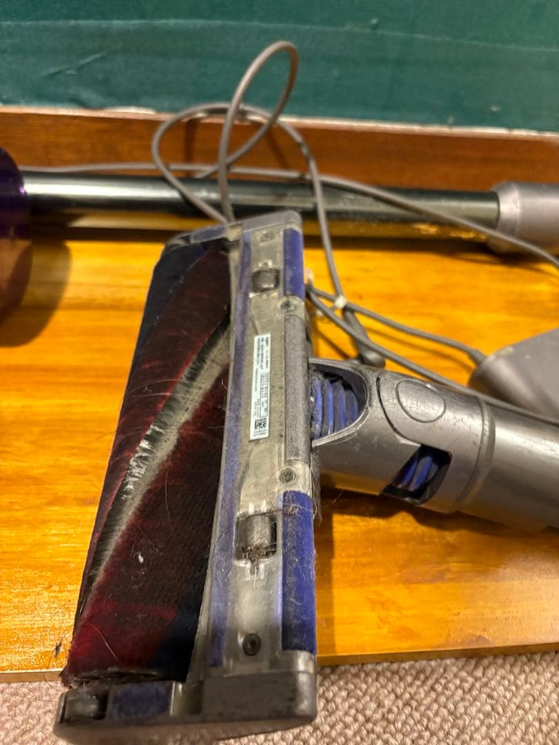 p*y様 Dyson スティッククリーナー 本体 紫