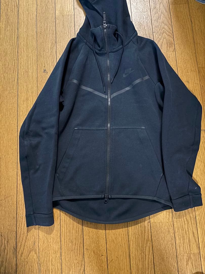 來！NIKE テックフリース セットアップ