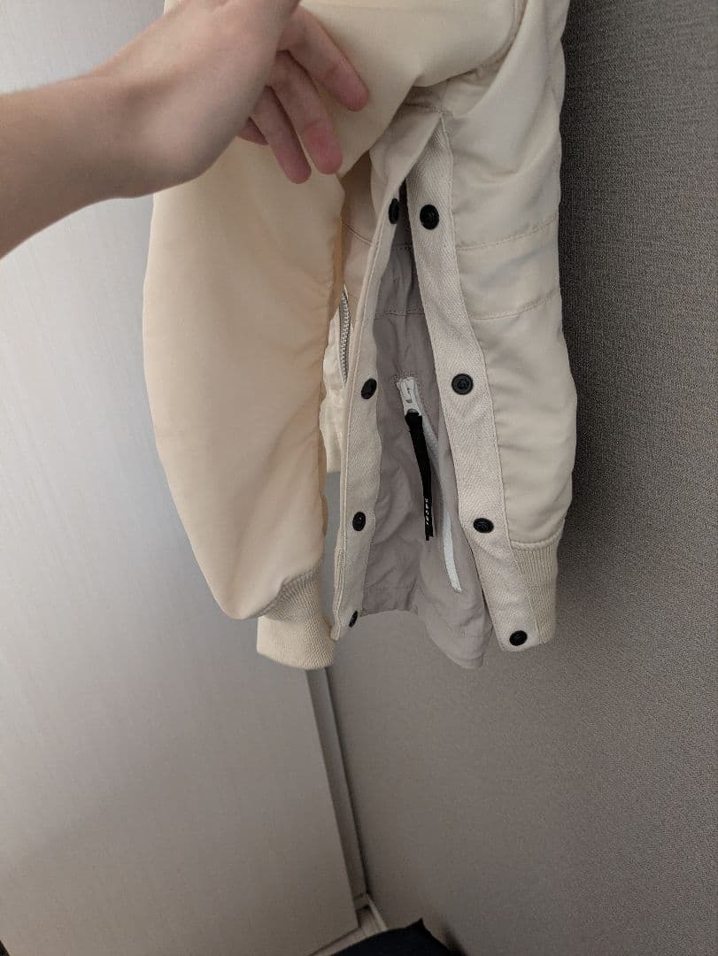 美品 Sacai　23SS ナイロンツイル ボンバージャケット　МA‐1