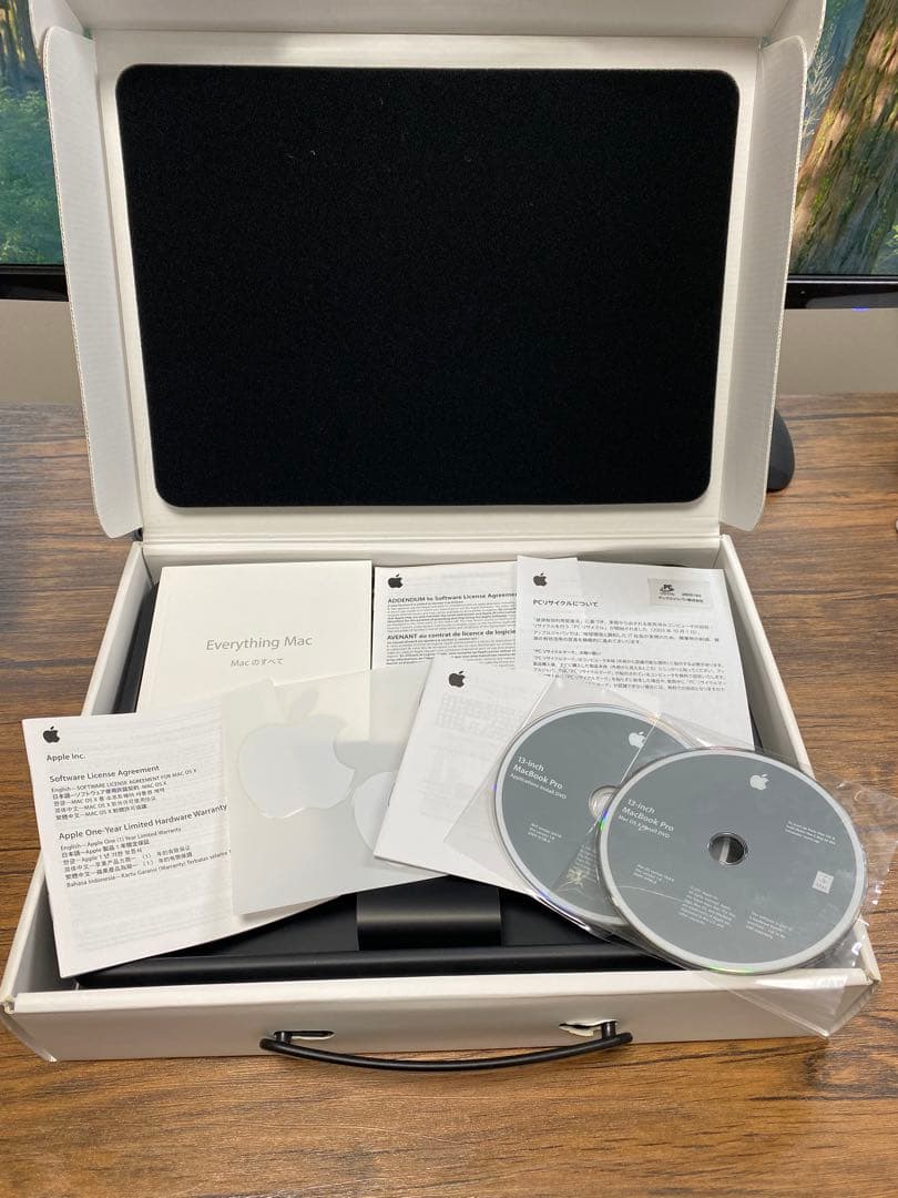 MacBook Pro 13-inch Early2011 箱・アクセサリー付き