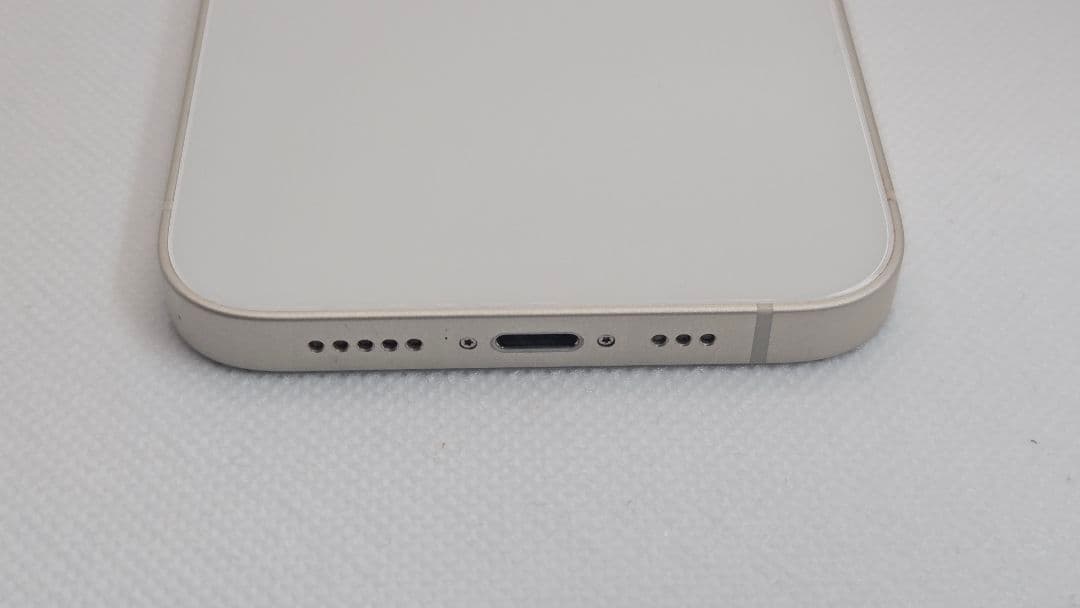 【中古美品】Apple iPhone 13 128GB スターライト