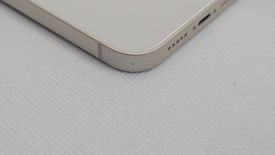 【中古美品】Apple iPhone 13 128GB スターライト