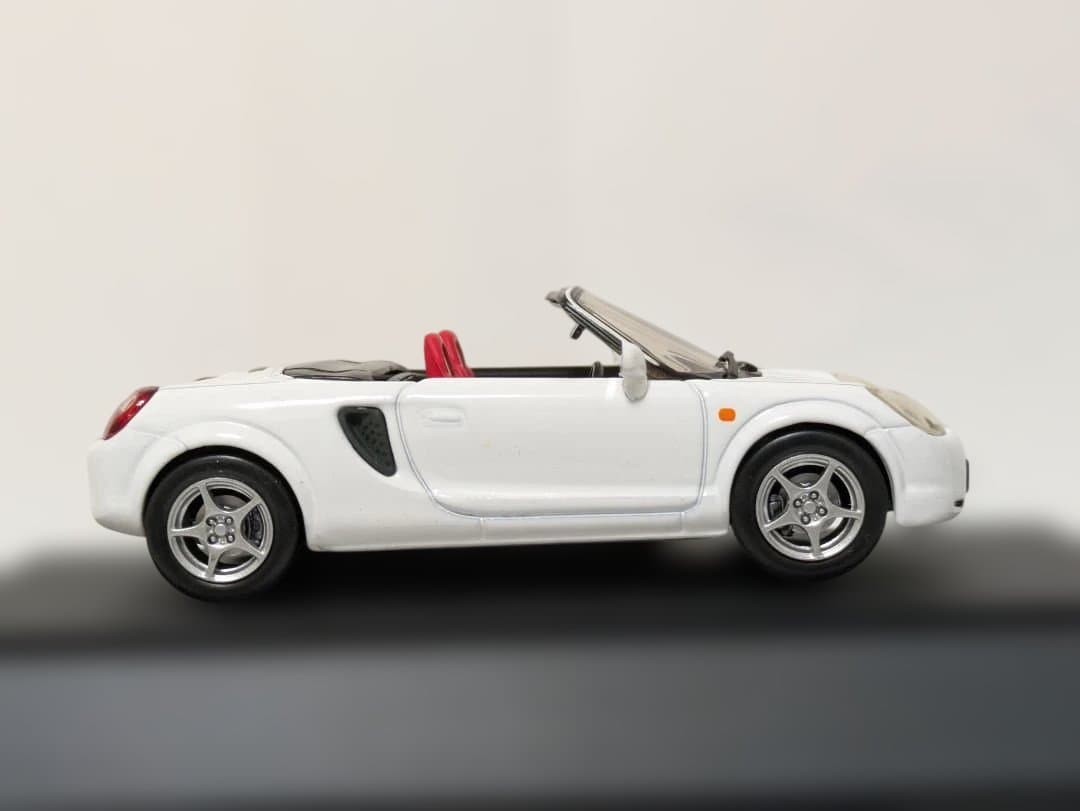 DISK KONE 1/43 トヨタ MR-S