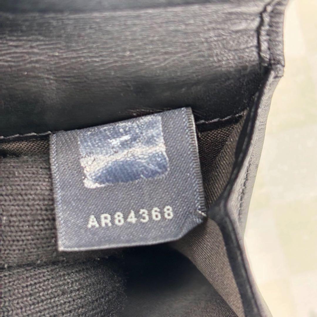 美品　FENDI フェンディ　財布　二つ折り　M03
