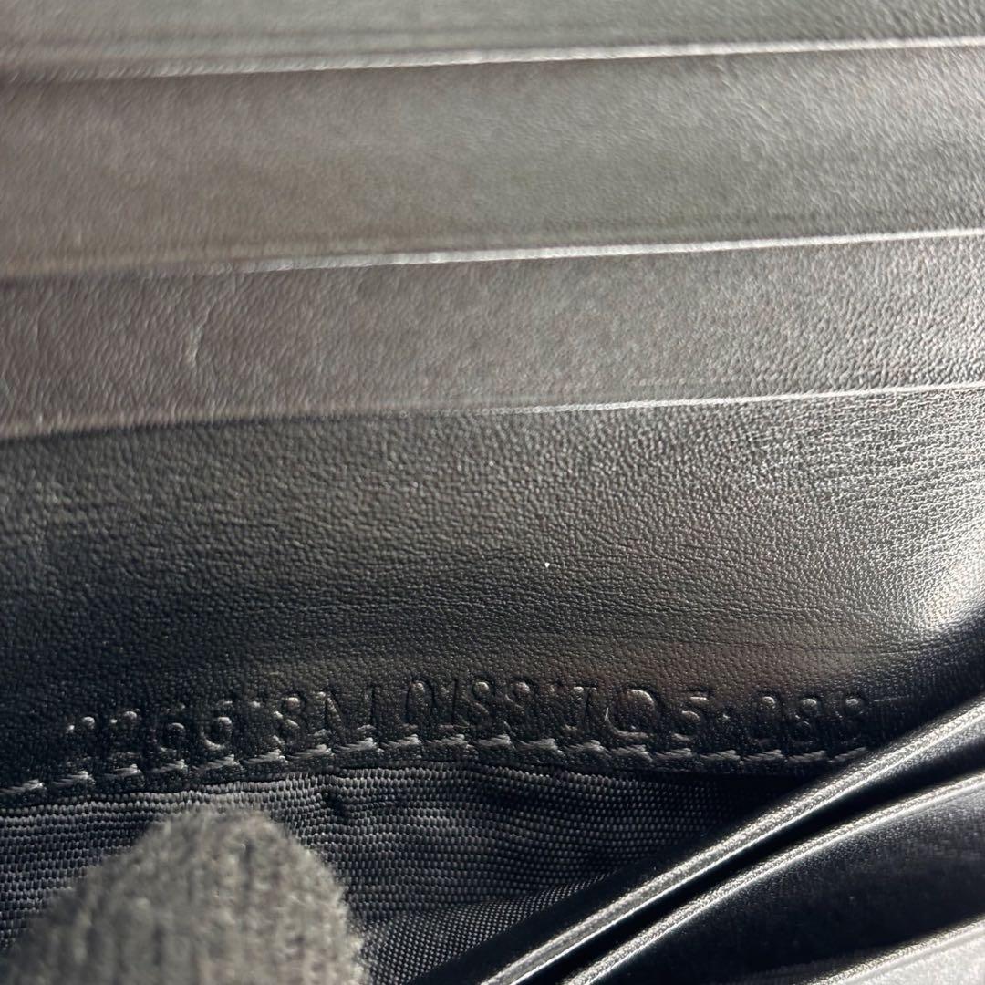美品　FENDI フェンディ　財布　二つ折り　M03