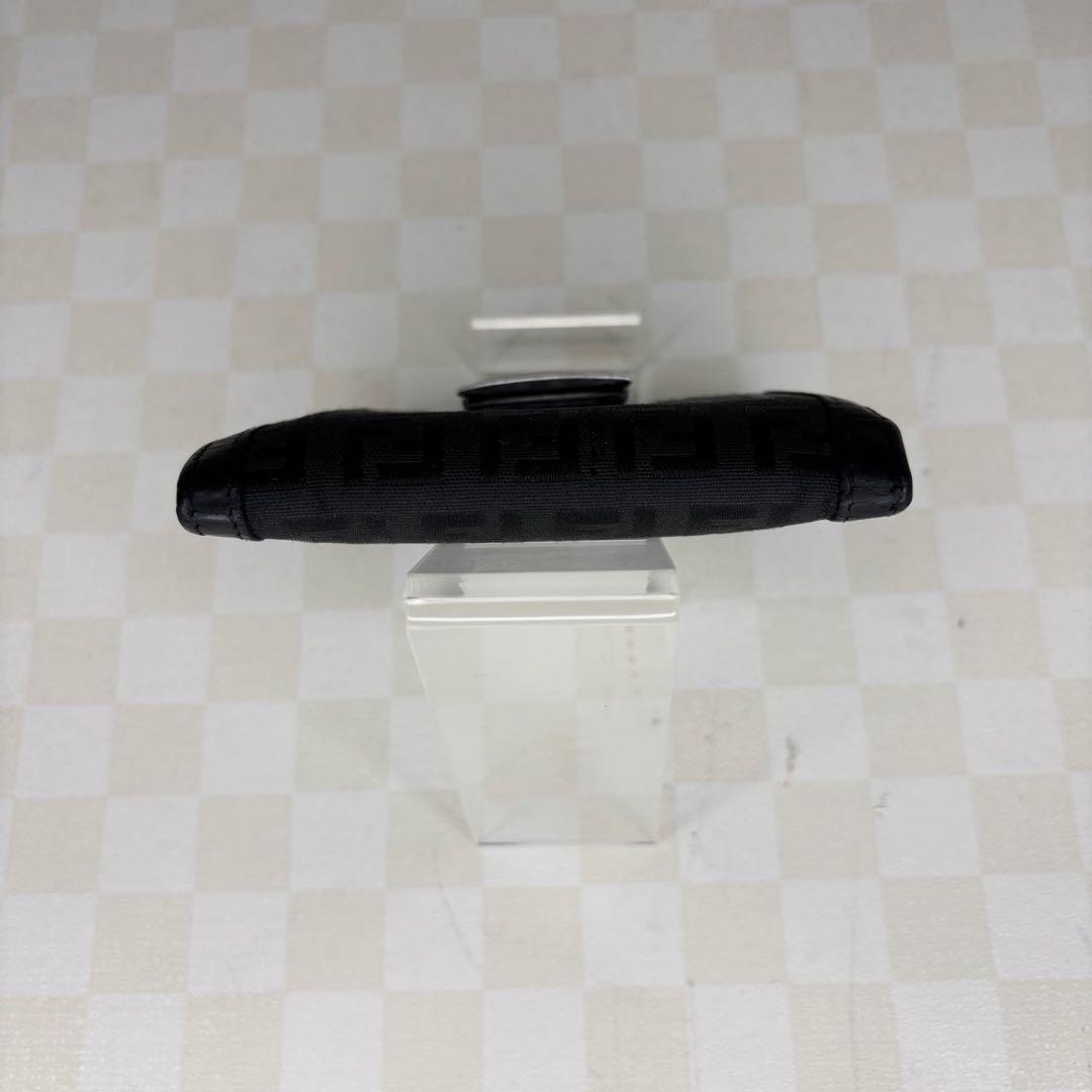 美品　FENDI フェンディ　財布　二つ折り　M03