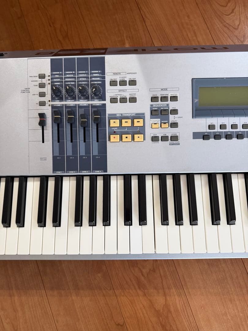 鍵盤楽器 YAMAHA MOTIF ES8