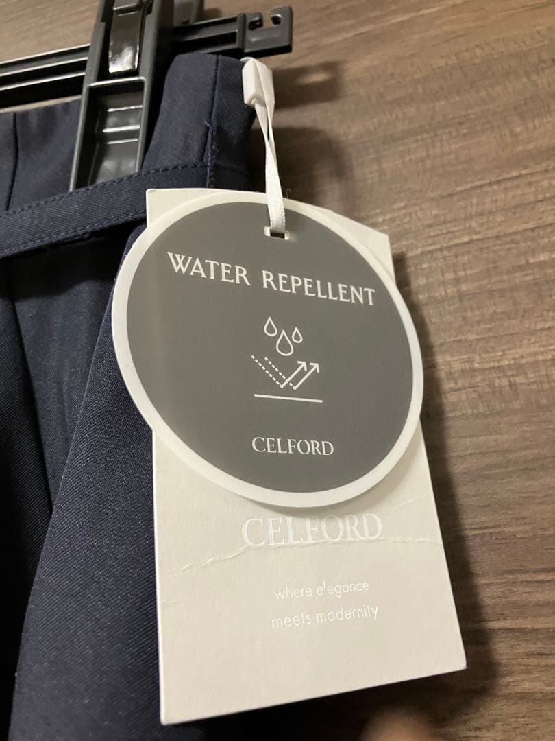 【新品未使用】CELFORDセルフォード♪ベルト付きフレアスカート DNVY36