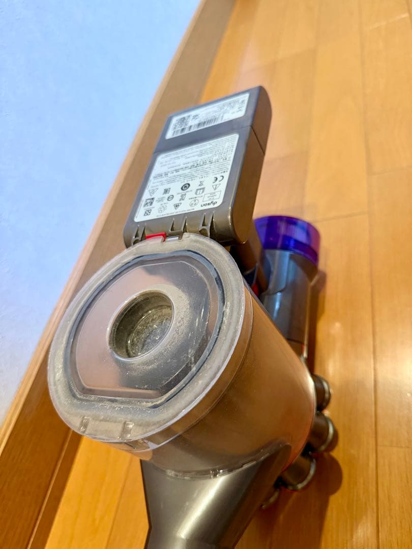 ダイソン コードレス掃除機 dyson SV10K