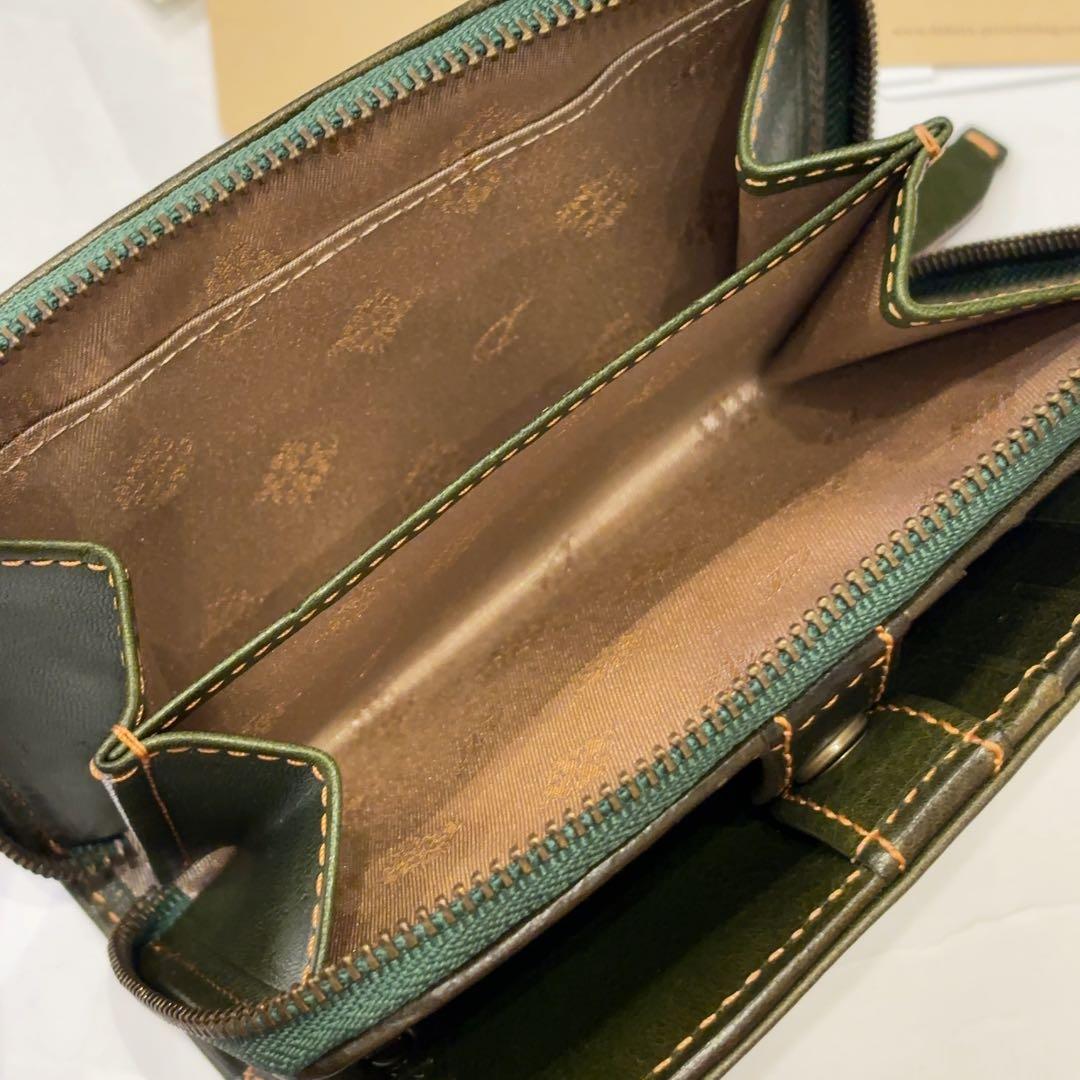 新品　ダコタ　リリーヴォ　二つ折り　財布　グリーン　牛革