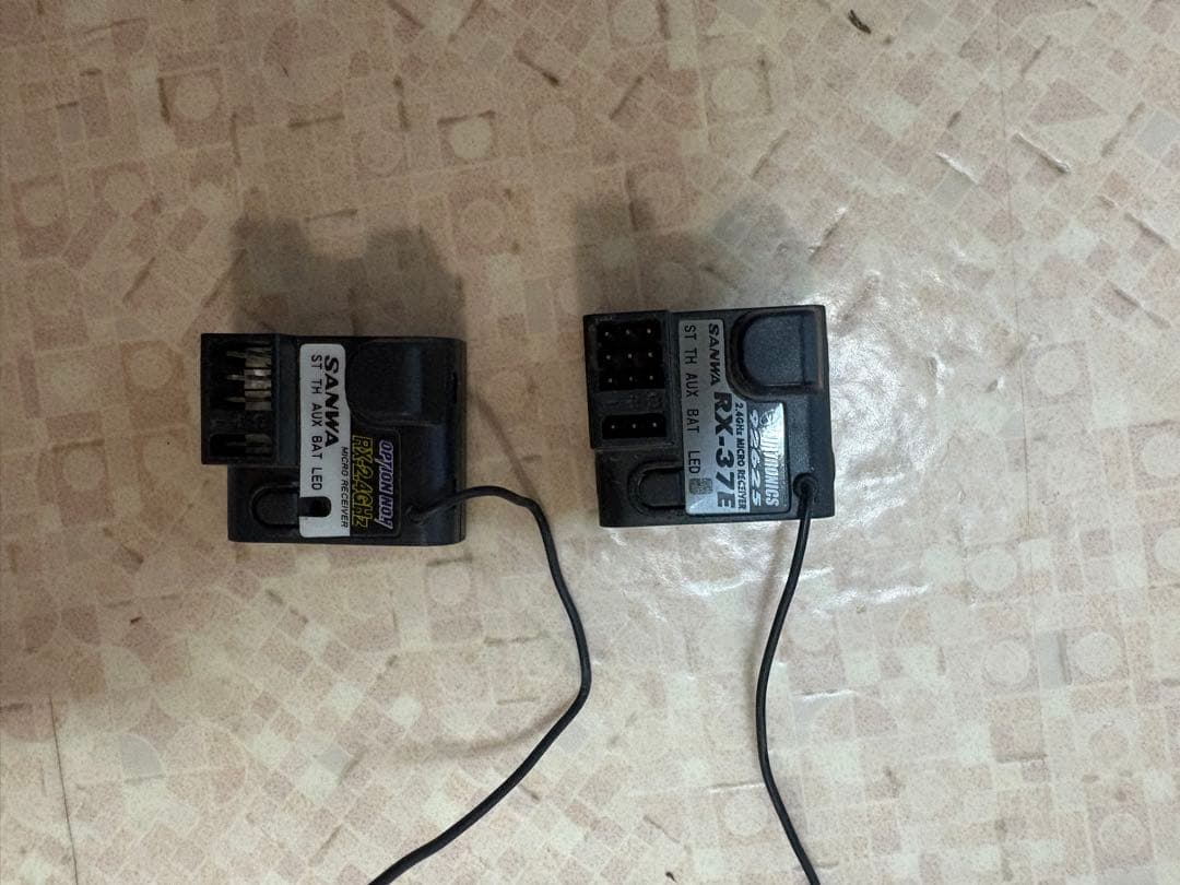 ラジコン　プロポと充電器のセット