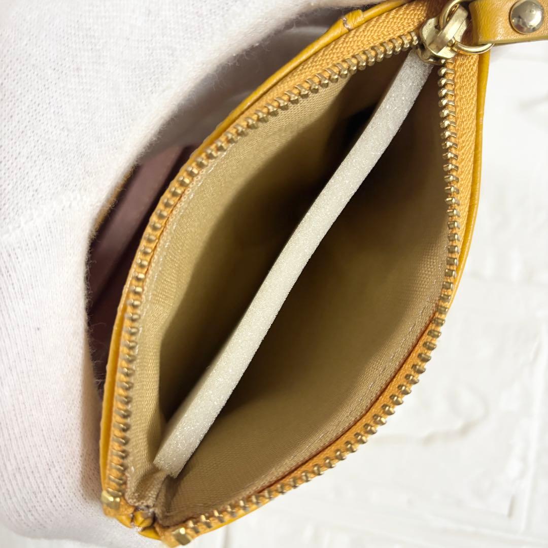 ✨未使用品✨ズッケロフィラート 木玉 がま口 二つ折り財布 コンパクト イエロー