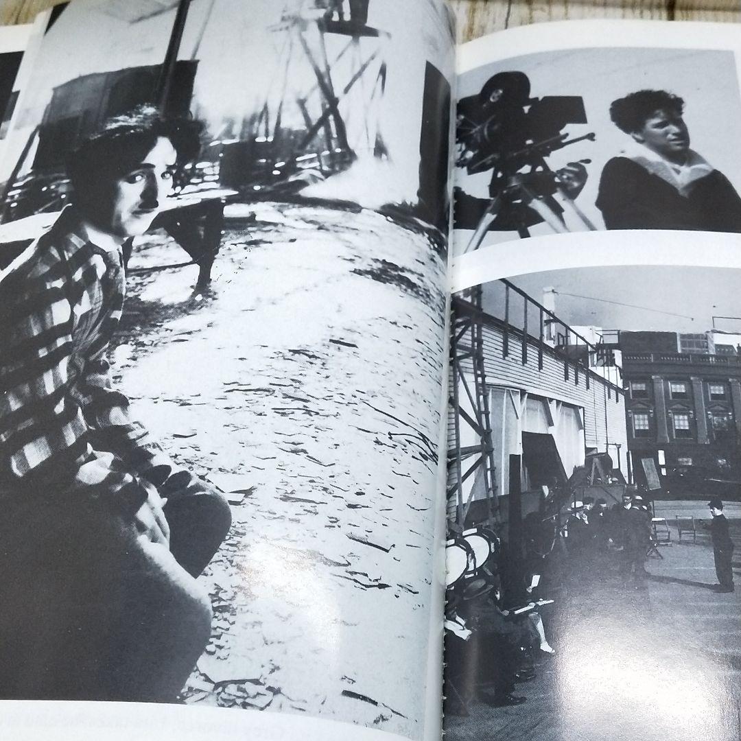 洋書 CHAPLIN HIS LIFE AND ART
